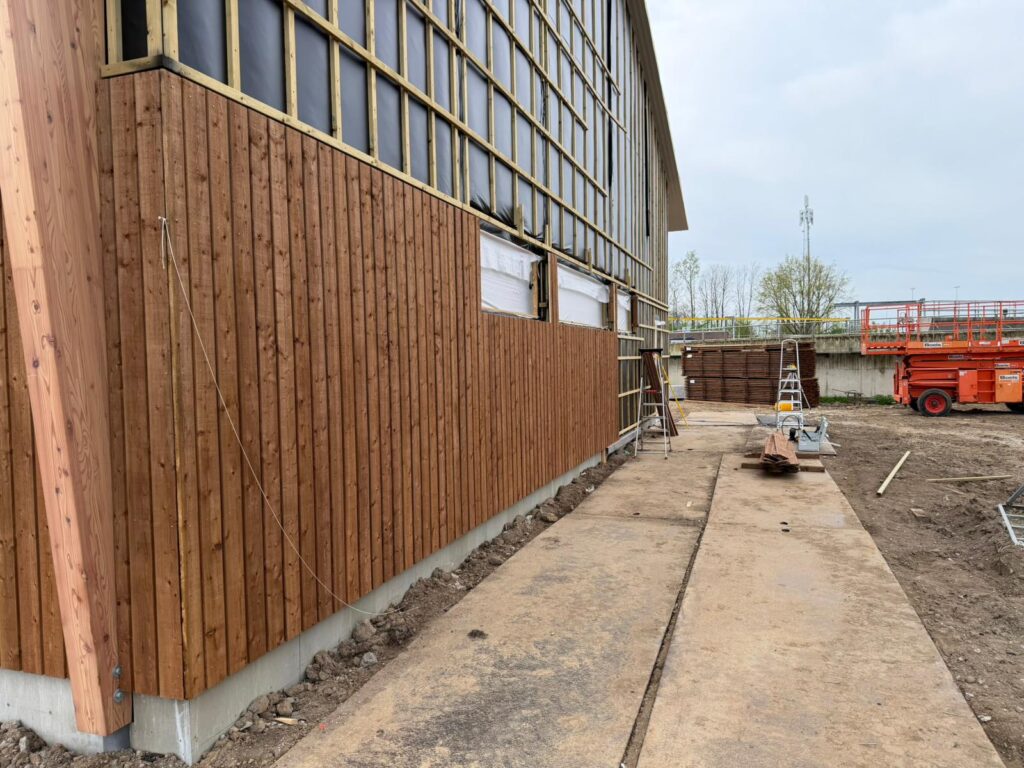 Houten gevelbekleding HDSR loodsen, Lopik, Maarssenbroek en Nieuwegein